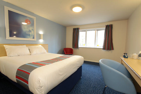 Travelodge Harlow Szoba fotó